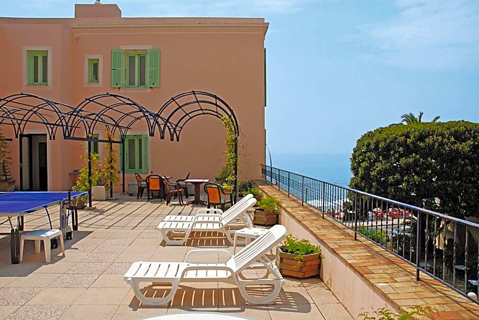 Hôtel Vacances Bleues Balmoral