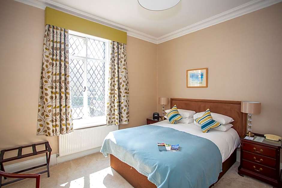Sea Marge Hotel