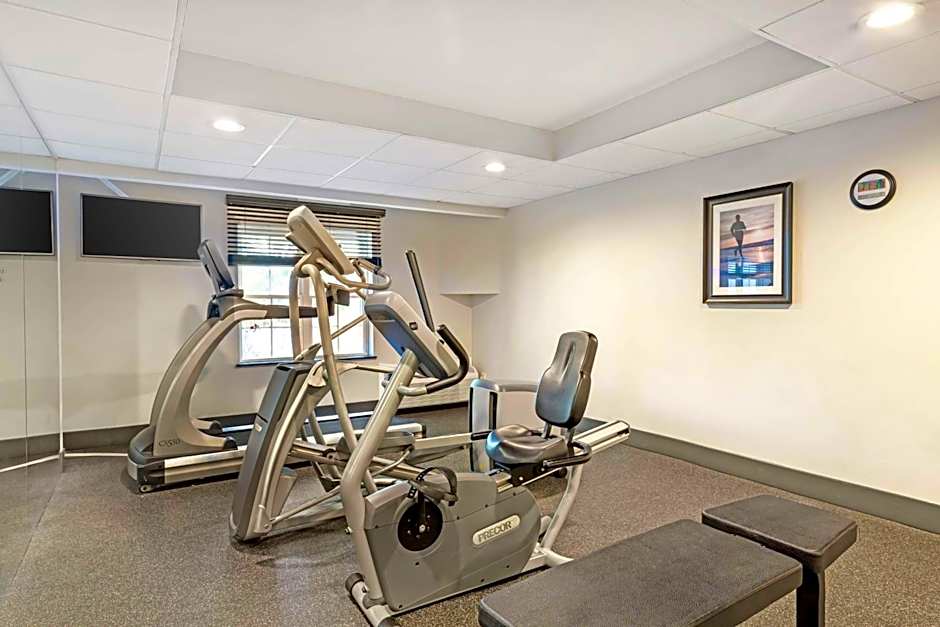 Best Western Hartford Hotel & Suites