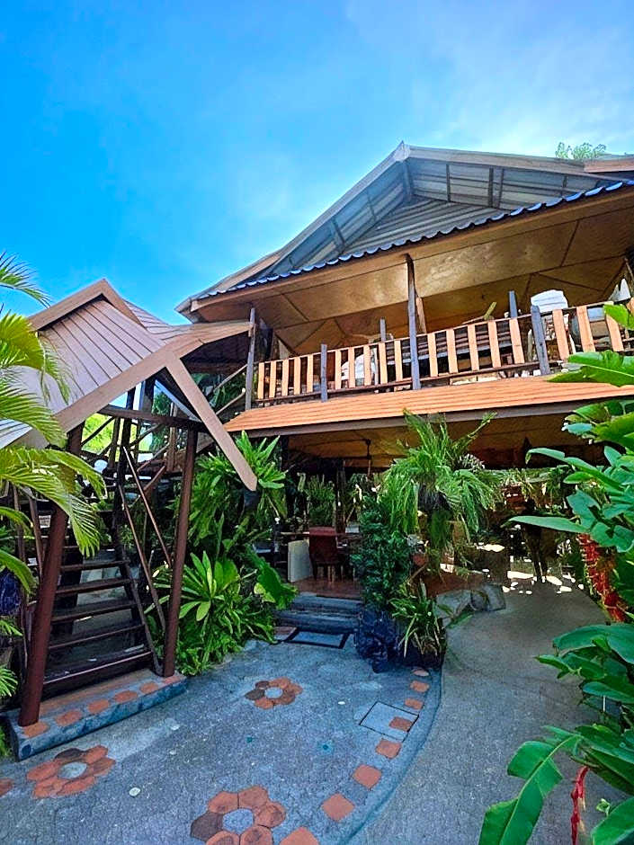 Shanti Lodge