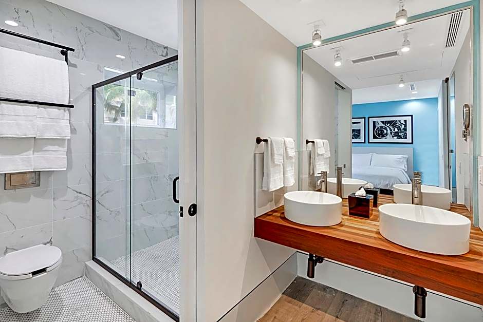 Ocean Treasure Beachside Suites