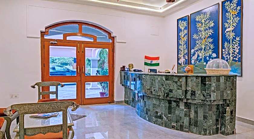 Hotel Meera
