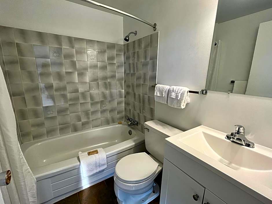 Anavada Inn & Suites - Prince George