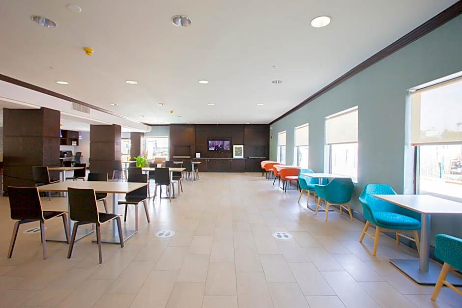 Holiday Inn & Suites Houston North Spring By IHG