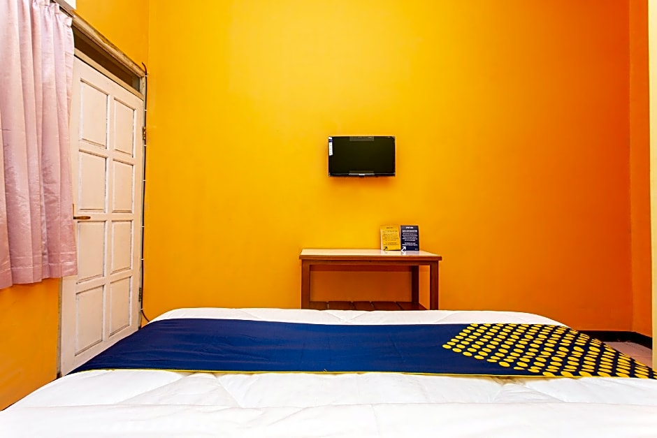 SPOT ON 2697 Homy House