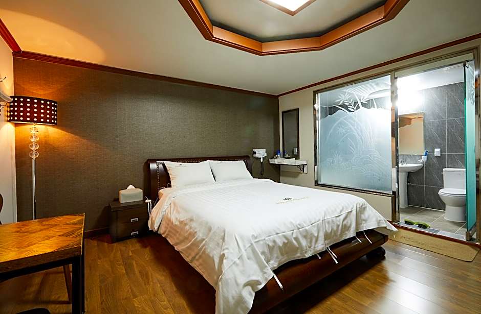 Buantreehotel Blackhouse