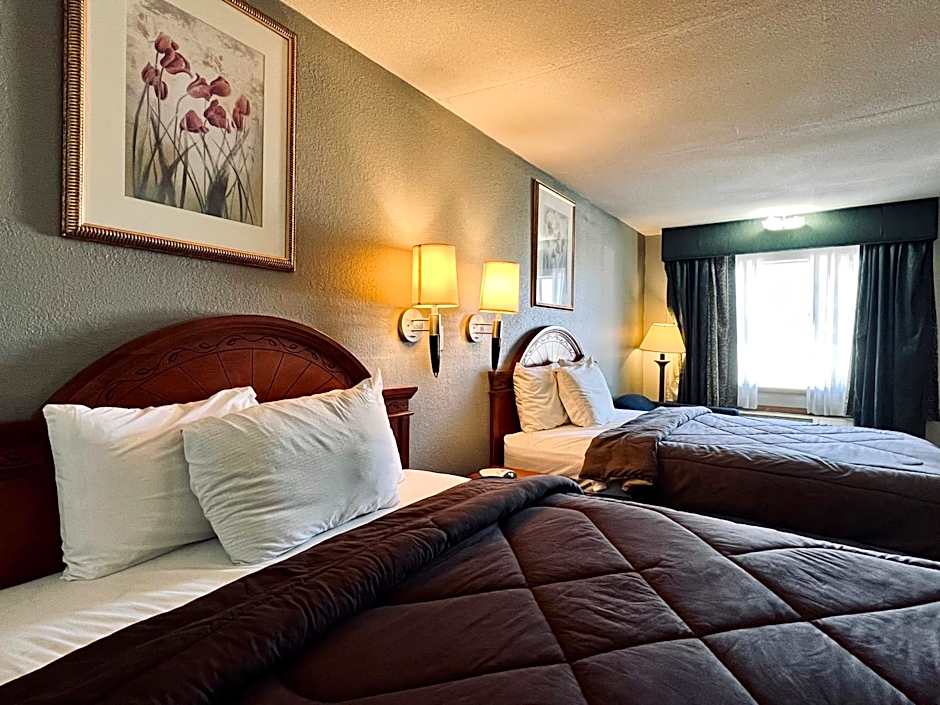 Ozark Inn & Suites