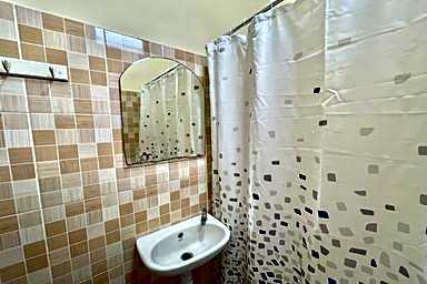 Whiterose Guesthouse