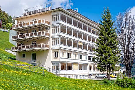Davos Youth Hostel