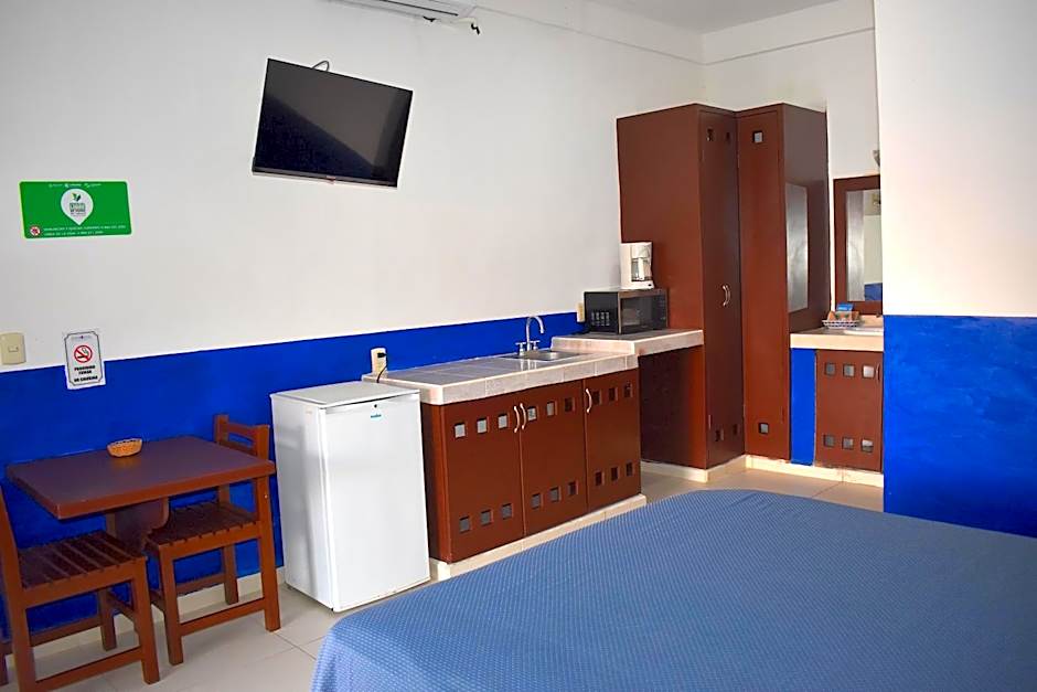 Hotel Plaza Almendros