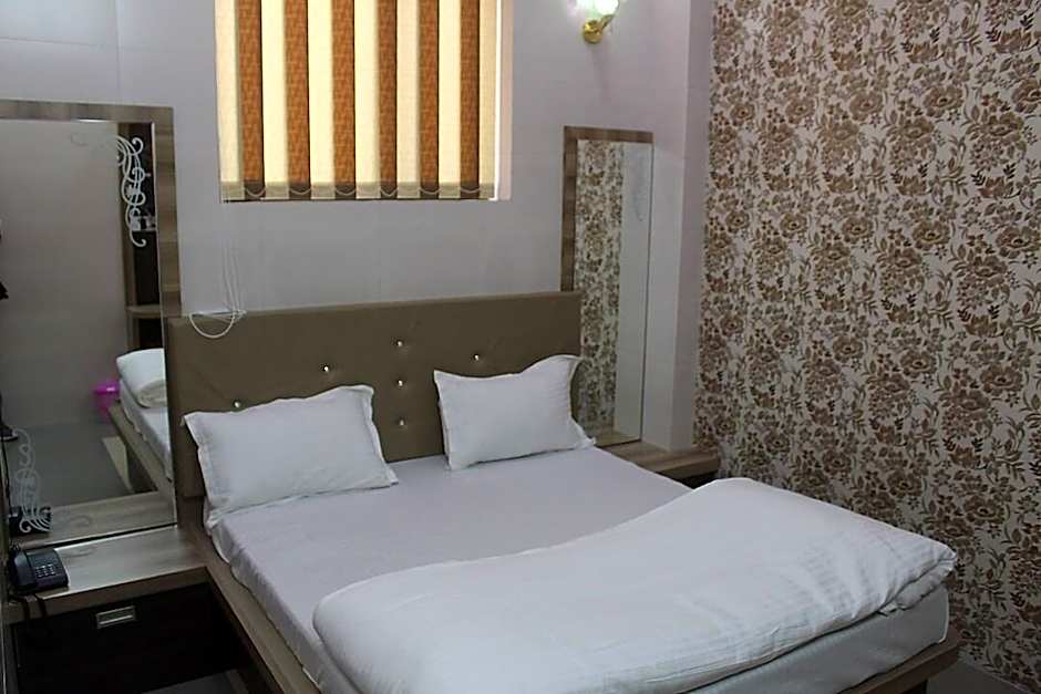 Hotel Bajaj Lake Palace – Ajmer, GA