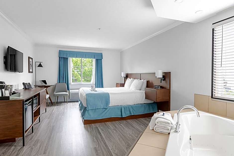 Ramada by Wyndham Surrey/Langley