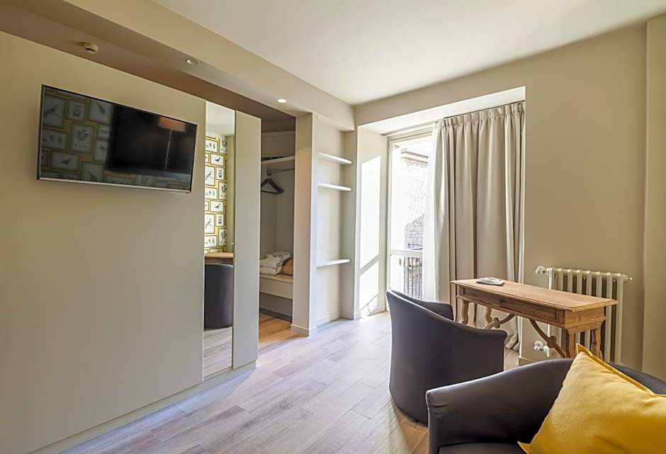 Hotel Titano