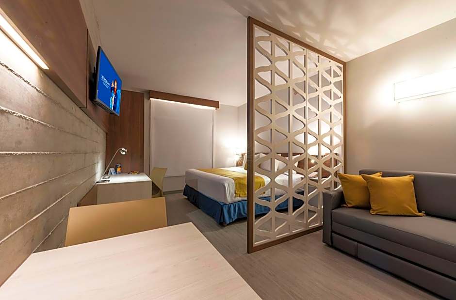 Microtel Inn & Suites by Wyndham Irapuato