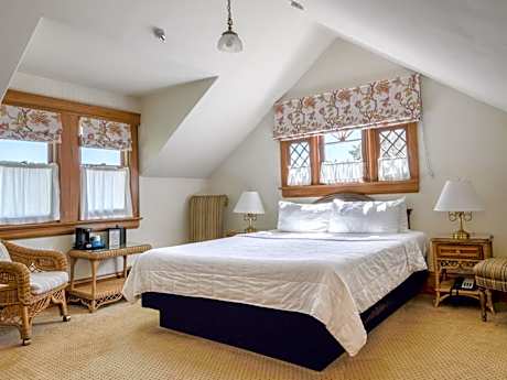 Superior King Room