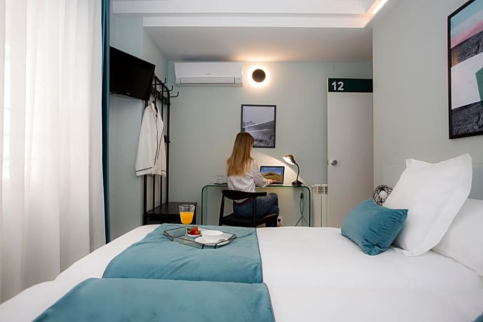 Photo 1 of 13 of Deluxe 2 Beds