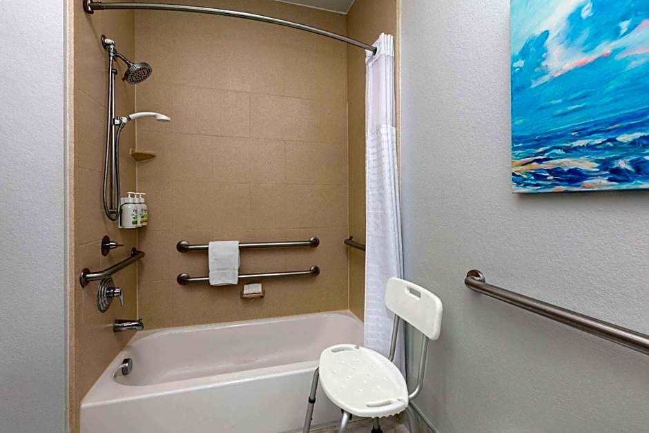 La Quinta Inn & Suites by Wyndham Burleson