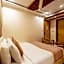 Aman Continental With Restaurant - 5Mins from Connaught Place ,Railway Station & Metro
