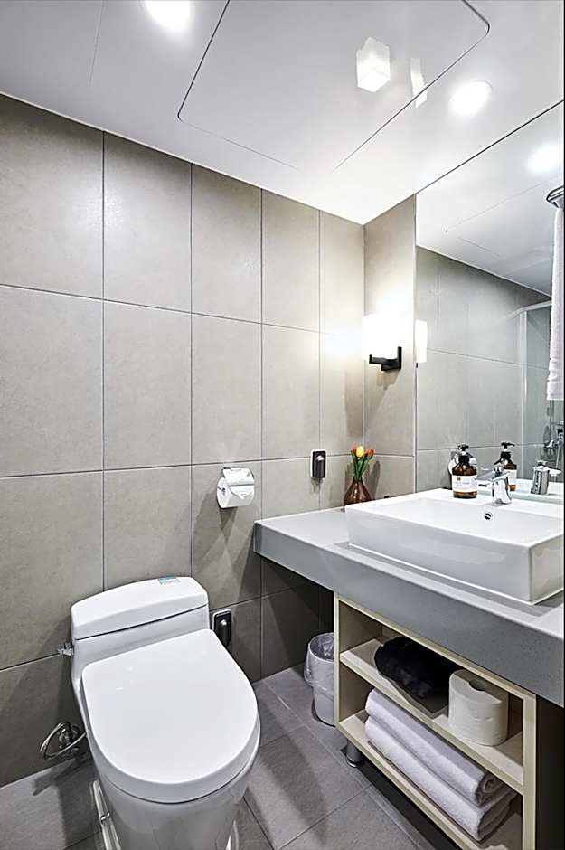 Jeju Pureun Hotel
