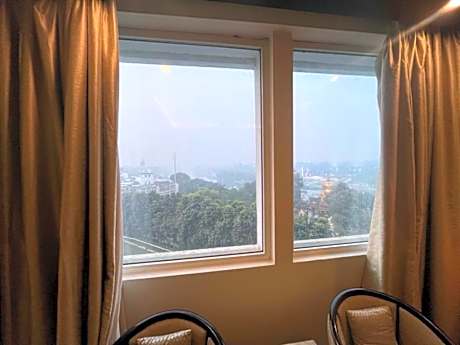 Club River View Room with complimentary drop to Imambara between 8 am to 7 pm