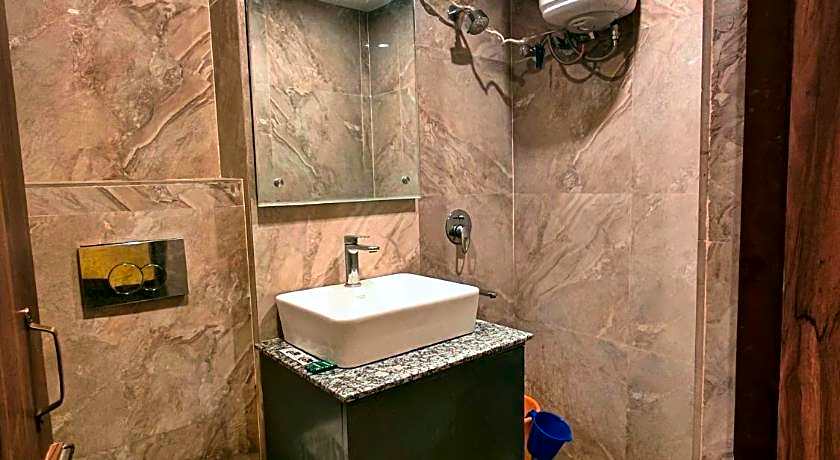 OYO 3356 Hotel Green Valley