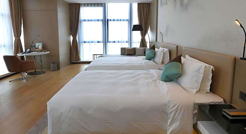 Novotel Deqing
