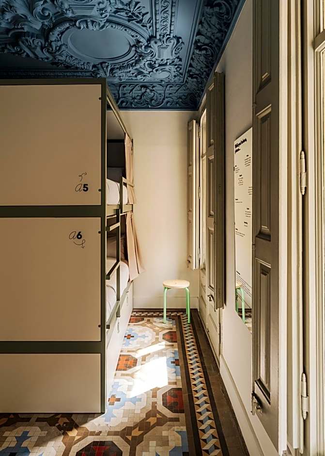 Piulet Hostel