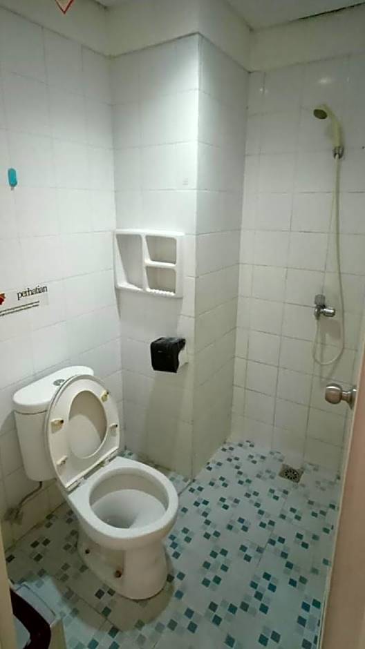 OYO Life 93383 Wisma Kencana Puteri