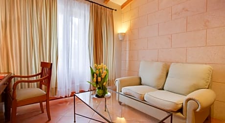 APARTMENT WITH TERRACE 2 PEOPLE