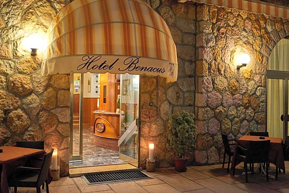 Hotel Benacus Torri del Benaco