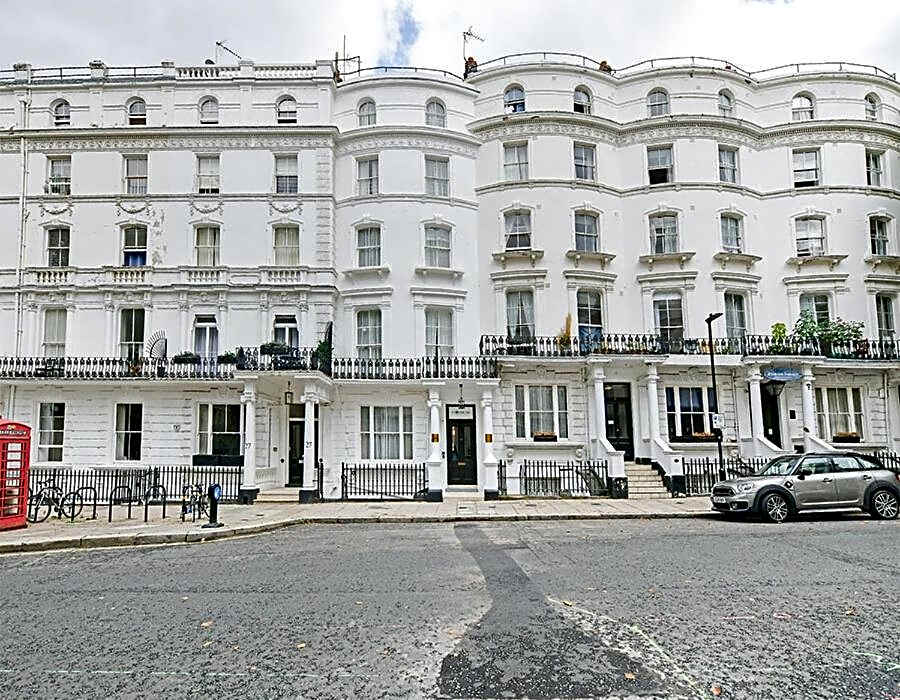 The J Hyde Park Hotel