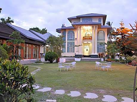 Palm Spring Resort