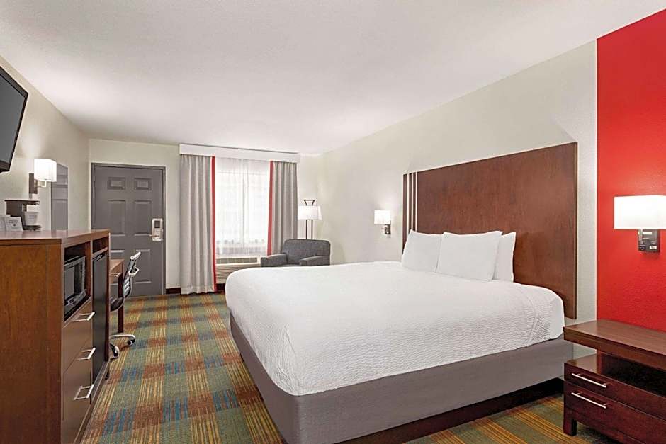 Ramada by Wyndham San Antonio Near SeaWorld/Lackland AFB