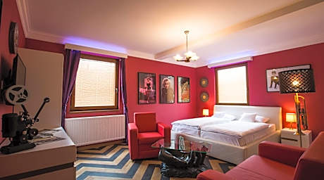 Retro hotel Garage