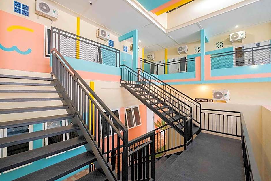 Sans WM Hotel Blitar