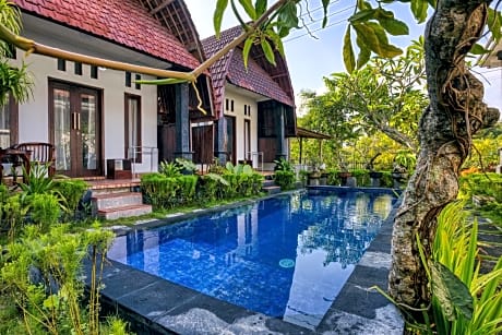 Toro Cottage