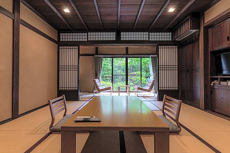 Japanese Ryokan Seryo