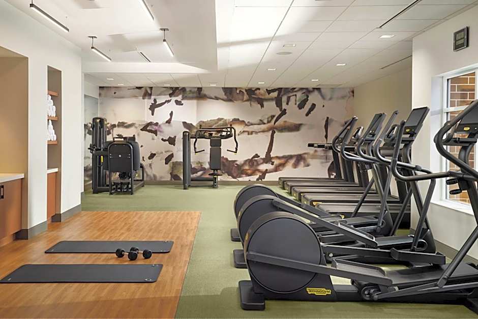 Inn at Bellefield / Hyde Park