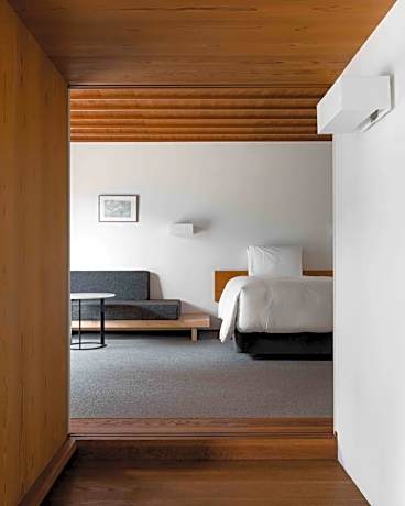 Twin Room with Dining Area