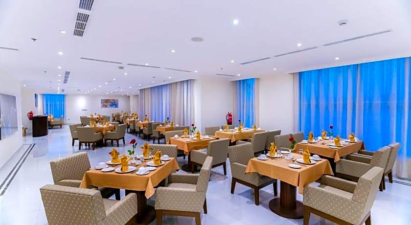 The Gate Hotel and Apartments