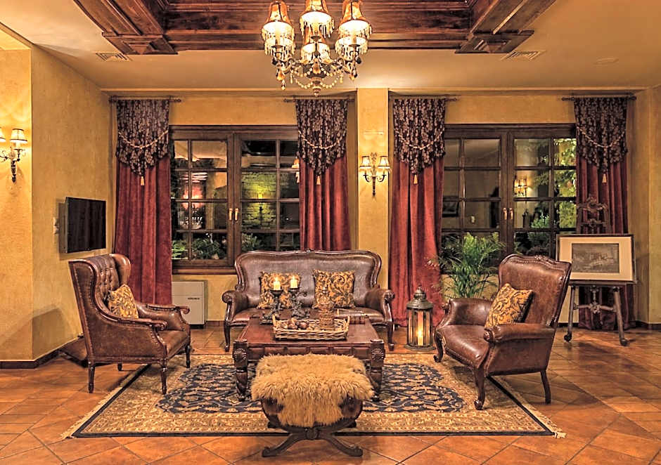 Hotel Doupiani House