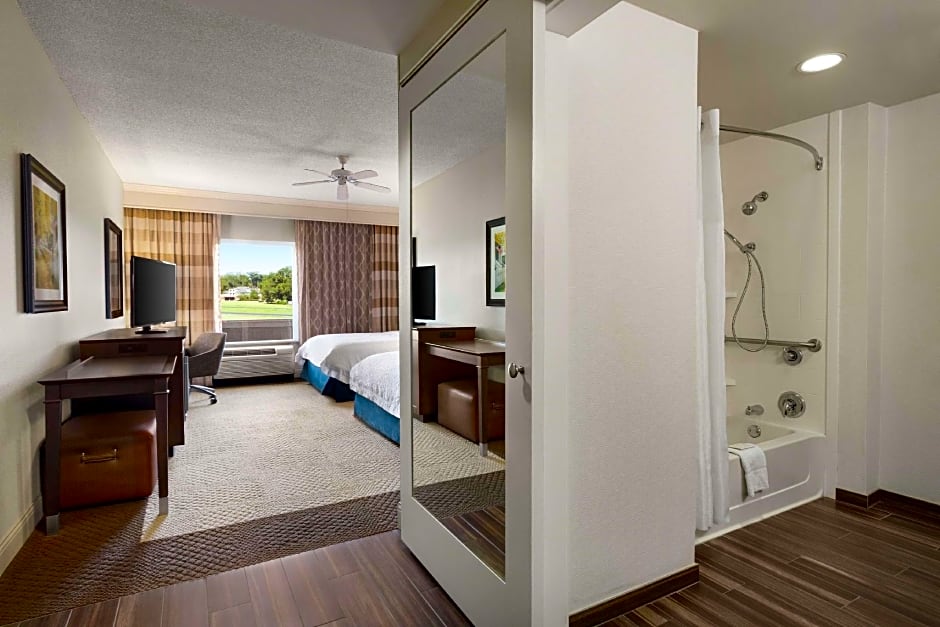 Photo 1 of 3 of 2 Queen Beds, Hearing/Mobility Accessible, Bathtub