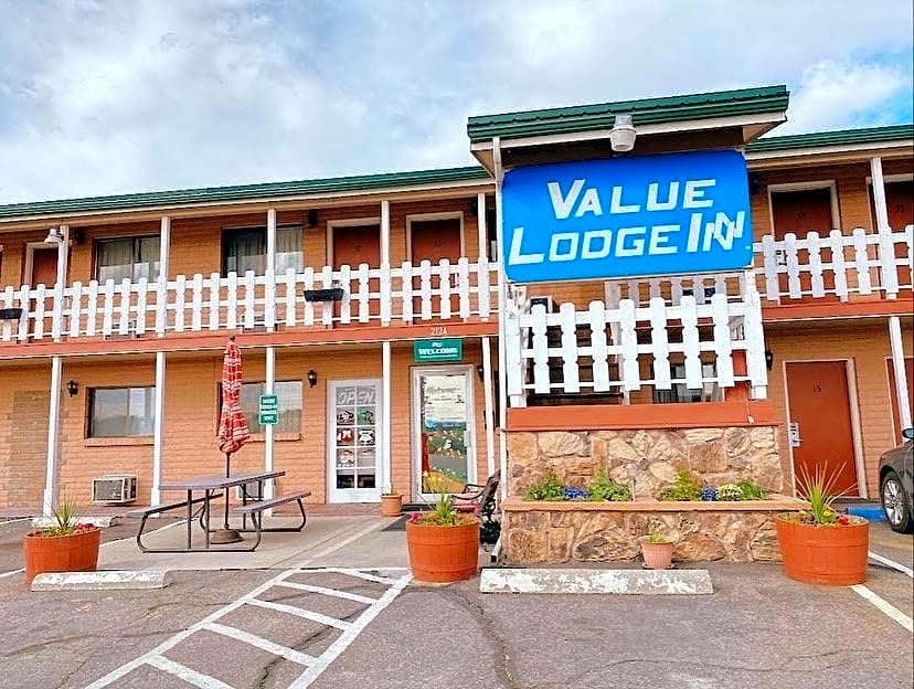 Value Lodge Inn