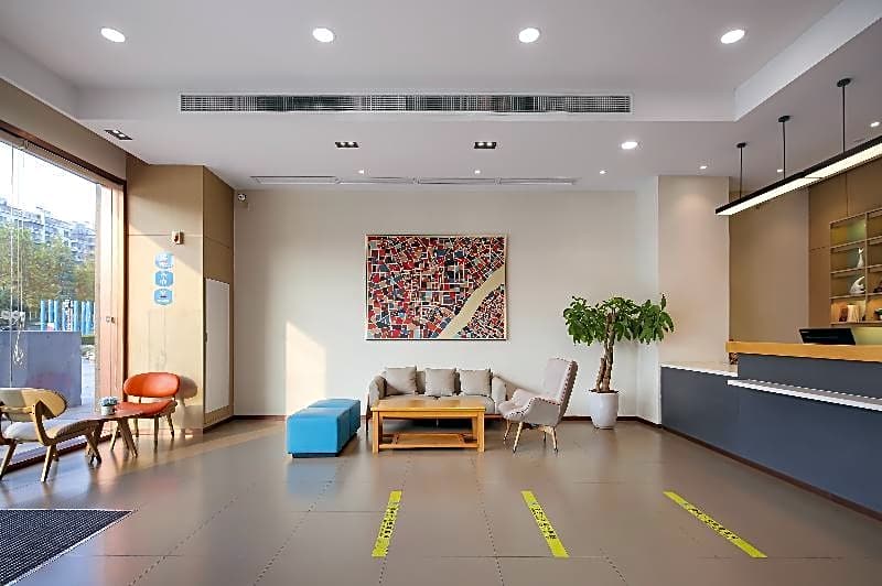 Hanting Hotel Nanjing Wutang Plaza