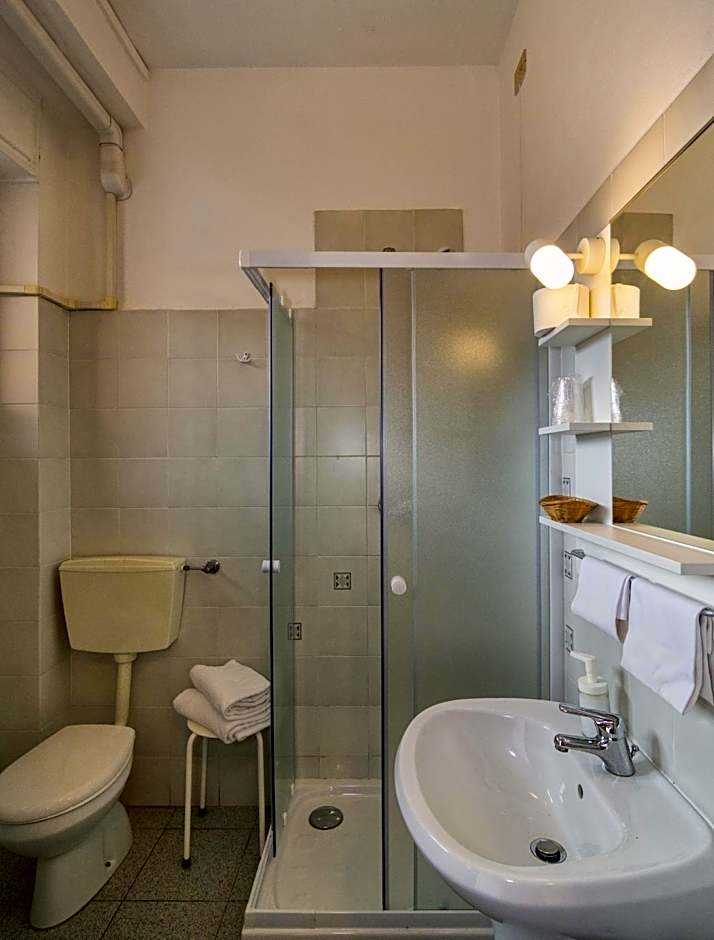 Hotel Cecile