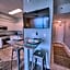 Deluxe Beachfront Studio, Shores of Panama New and Renovated
