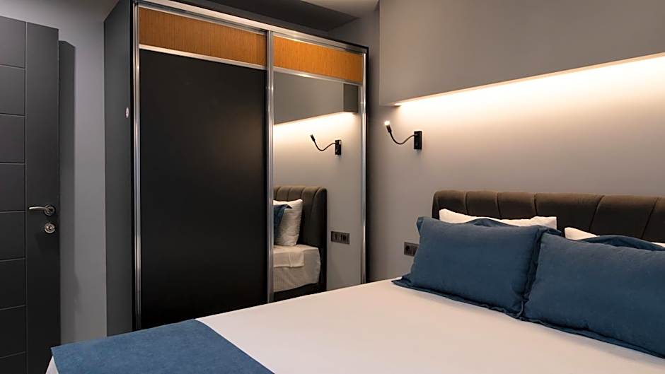 OPERA SUITES Apart Hotel