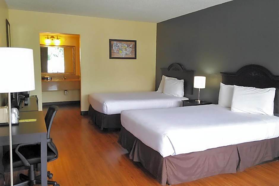 Photo 1 of 1 of 2 Double Beds, Pool View