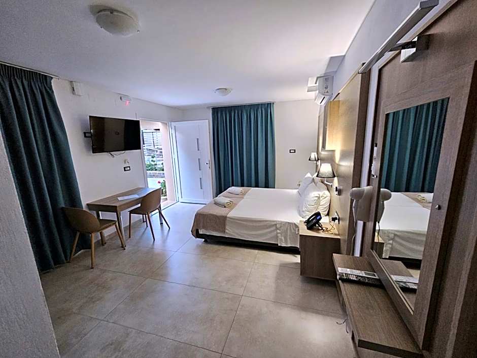 Elounda Sunrise Apartments