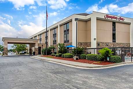Hampton Inn By Hilton Douglas